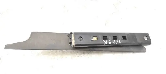 Fiat Coupe Seat belt adjustment rail 