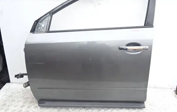 Nissan Murano Z50 Front door