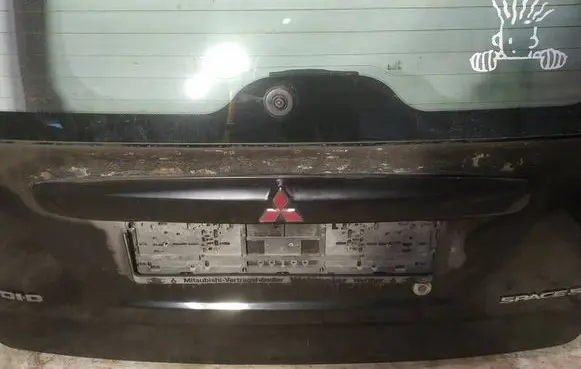 Mitsubishi Space Star Trunk door license plate light bar 