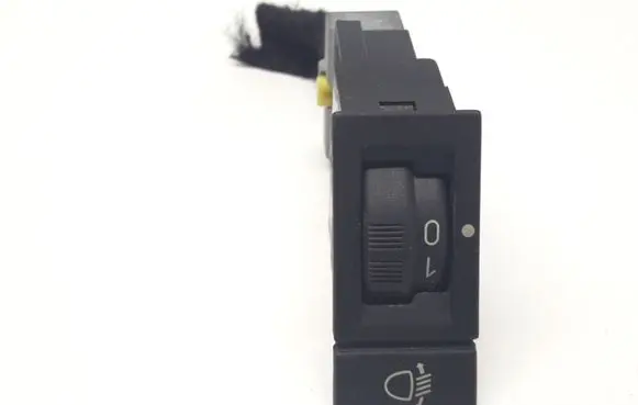 Peugeot 406 Headlight level height control switch