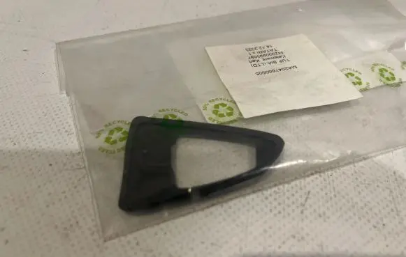 Mercedes-Benz A W176 Rear door handle cover A2047660505 22110208J0 935000SLB5000B