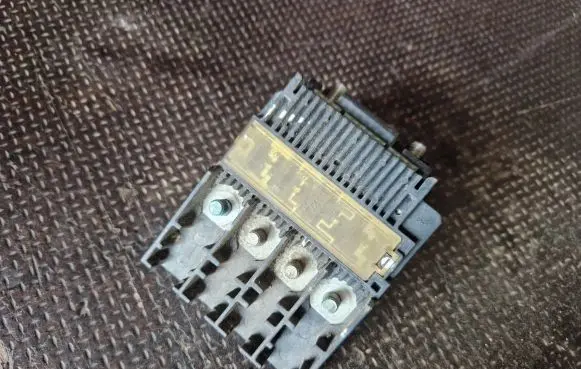 Mitsubishi L200 Positive wiring loom 