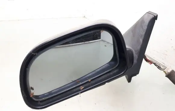Mitsubishi Colt Front door electric wing mirror MR19180032L