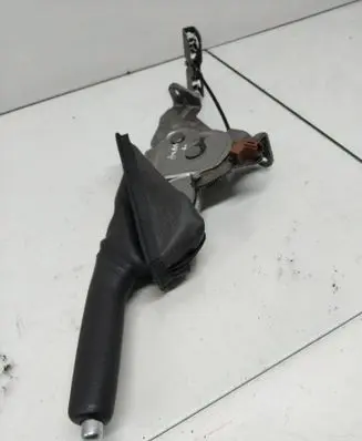Toyota Auris E180 Hand brake release handle 11330318