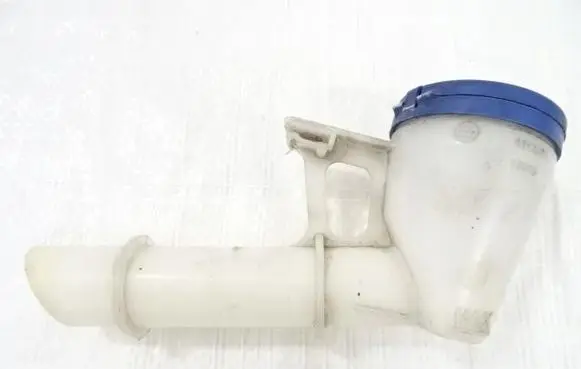 Citroen C4 Grand Picasso Window washer liquid tank fill tube 9676606580
