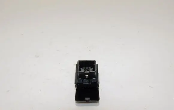 Subaru XV Hazard light switch