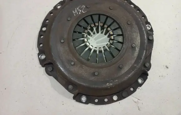 BMW 5 E39 Pressure plate 412110100