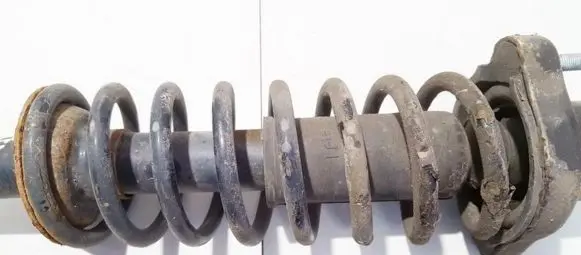 Mitsubishi Lancer X Rear coil spring
