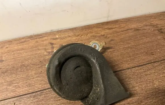 Mercedes-Benz E W211 Horn signal