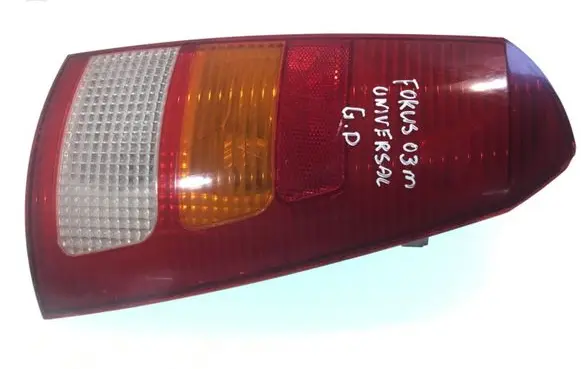Ford Focus Rear/tail lights XS4X13N004EC