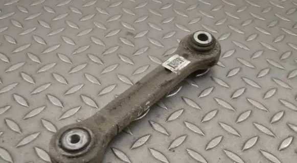 Maserati Ghibli Rear upper control arm/wishbone 067000627300