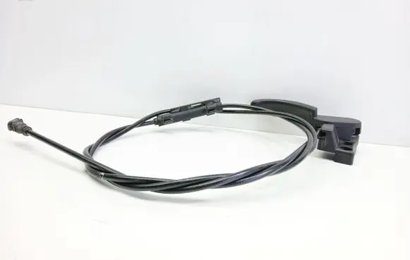 Volkswagen PASSAT B5.5 Engine bonnet (hood) release handle 3B1823533