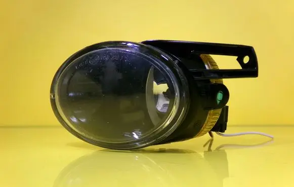 Volkswagen PASSAT B6 Front fog light 271293-00LI