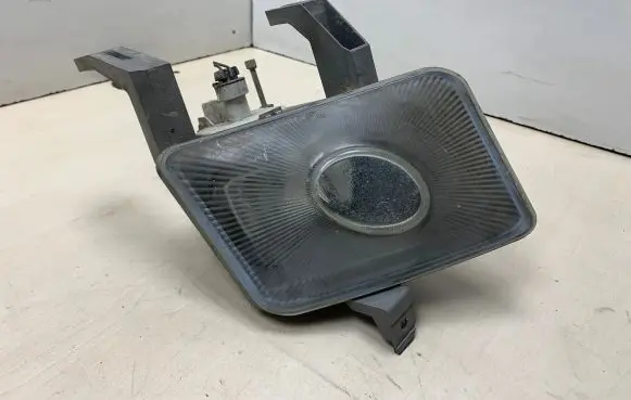 Opel Vectra B Front fog light 90585029 51572