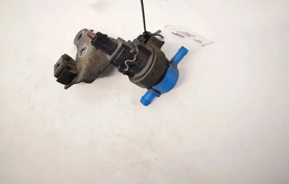 Mercedes-Benz CLK A209 C209 Valve vacuum 