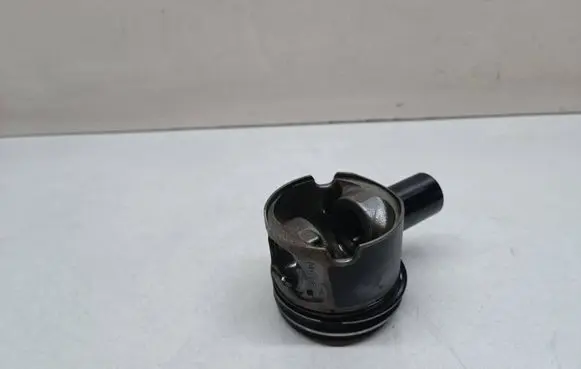 BMW 3 E92 E93 Piston 084088
