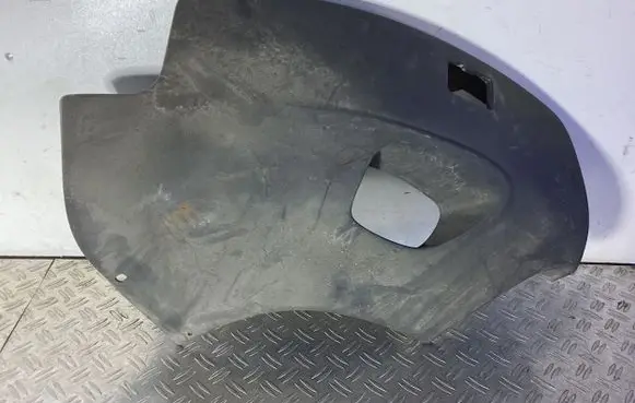 Volvo XC90 Front bumper corner part panel trim 08648335