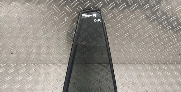 Toyota RAV 4 (XA40) Rear vent window glass 6818842050