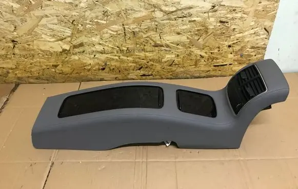 Mercedes-Benz CLS C219 Center console A2198600030