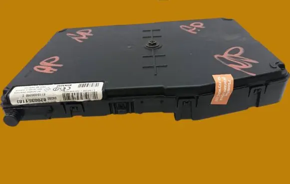 Renault Scenic II - Grand scenic II BSM Control unit 8200351183