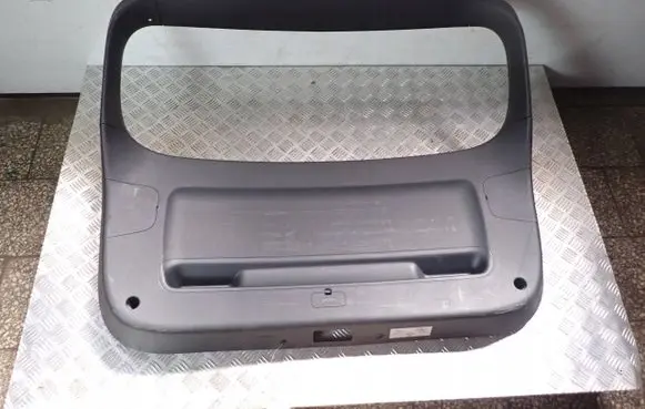 KIA Sportage Tailgate/boot lid cover trim 81751F1000