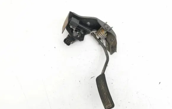 Toyota Avensis T250 Accelerator throttle pedal 8928152021