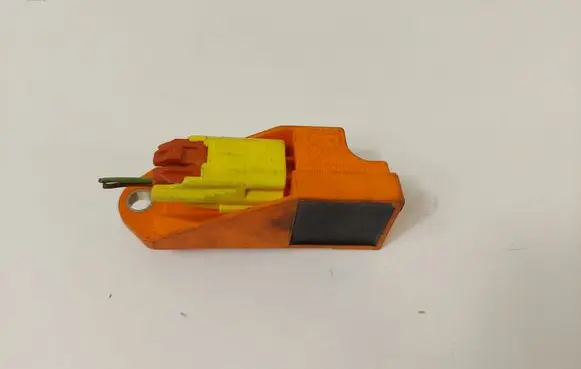 Volkswagen Touran I Airbag deployment crash/impact sensor 1T0909606