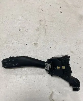Volkswagen Touran I Indicator stalk 1K0953513A 10350160596463