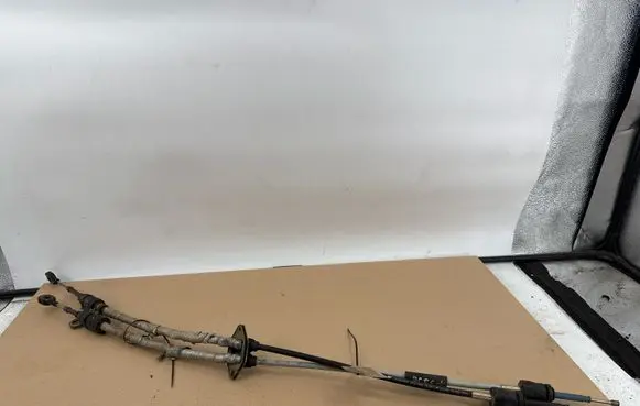 Ford Galaxy Gear shift cable linkage 7M0711877