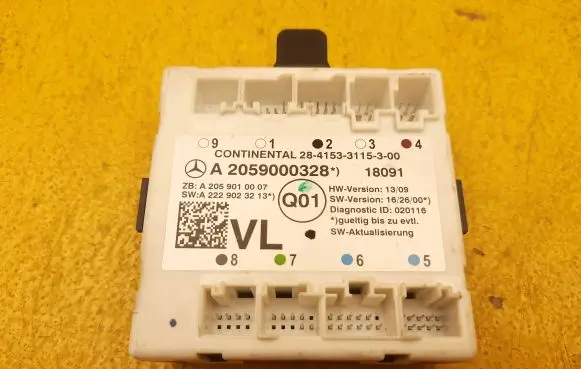 Mercedes-Benz C W205 Door control unit/module A2059000328