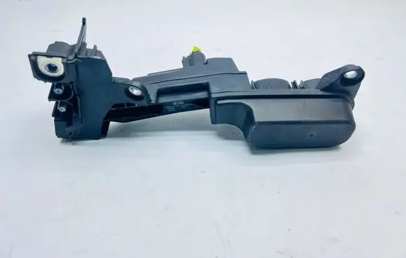 BMW 5 G30 G31 G38 Current control relay 9339825 BMJP91J120 793890