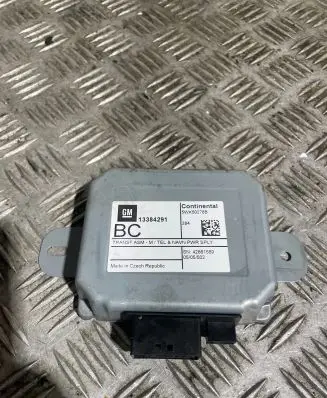 Opel Astra J GPS navigation control unit/module 13384291 42861589 5WK50278B