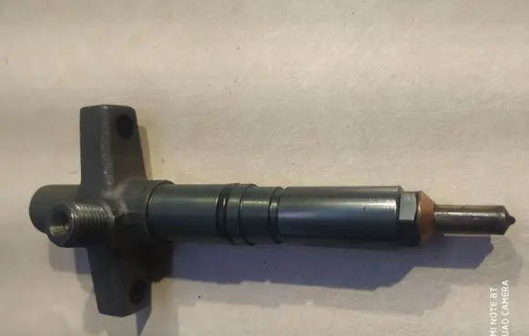 Mitsubishi Pajero Fuel injector 191Z484410