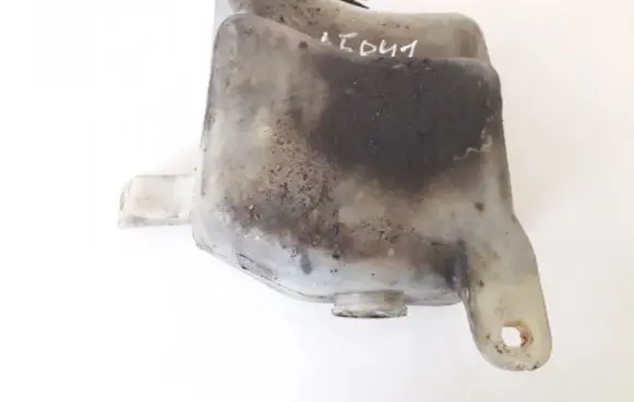 KIA Carnival Coolant expansion tank/reservoir