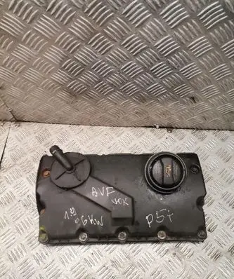 Volkswagen PASSAT B5.5 Rocker cam cover 038103475n