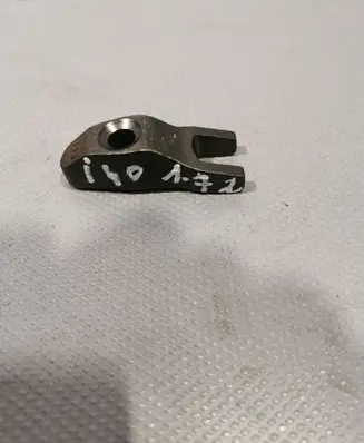 Hyundai i40 Fuel Injector clamp holder