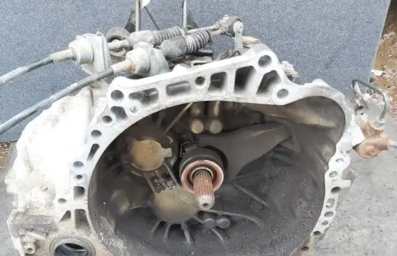 Toyota Avensis T270 Manual 5 speed gearbox