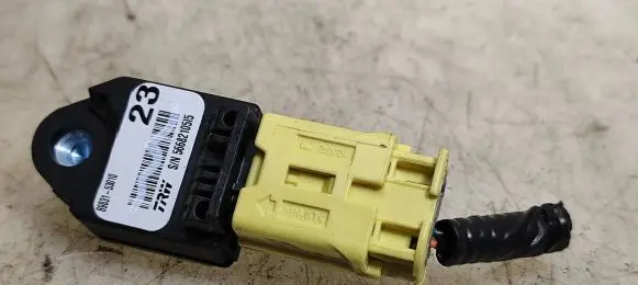 Lexus IS 220D-250-350 Airbag deployment crash/impact sensor 8983153010 5668210515
