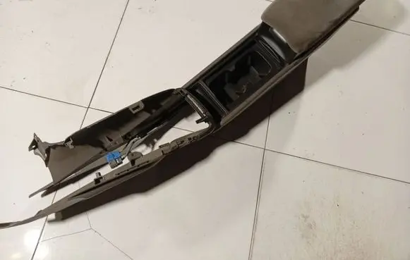 Honda Civic Armrest 1232112