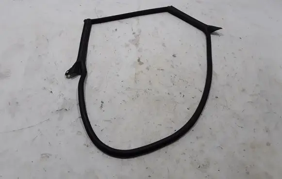 Rear door rubber seal (on body)