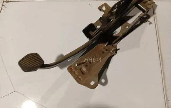 Volvo V50 Brake pedal 4N512467CE