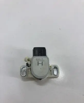Toyota C-HR I Brake pedal sensor switch 8951047040