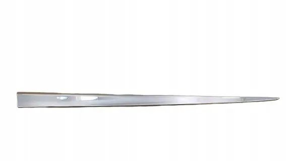 Toyota Yaris Front door trim (molding) 757340D010