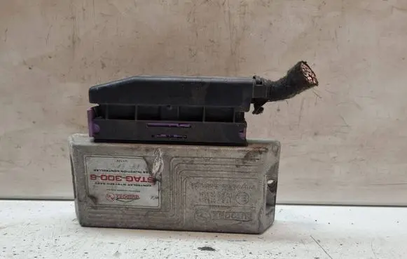 Volvo V70 LP gas control unit module 67R014289 110R004534