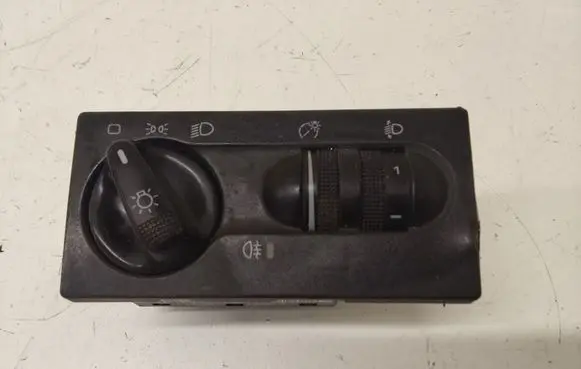 Volkswagen Golf III Indicator stalk 1H6941531