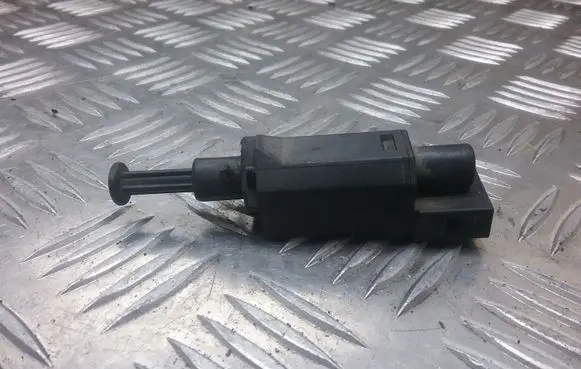 Clutch pedal sensor