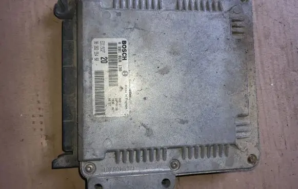 Citroen Berlingo Engine control unit/module 0281010138 9636255480