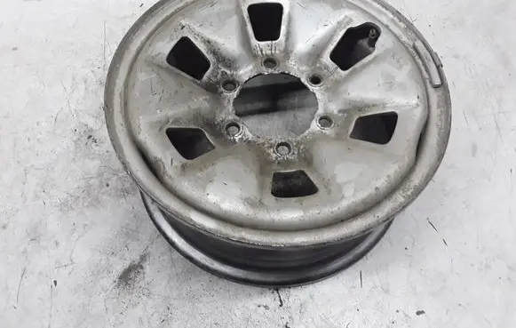 Toyota 4 Runner N180 R15 steel rim 