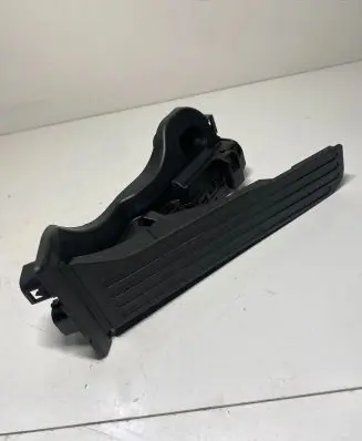 Volkswagen Golf V Accelerator throttle pedal 1K1721503P