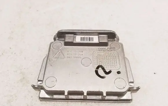 Volkswagen PASSAT B6 Headlight ballast module Xenon 89034934